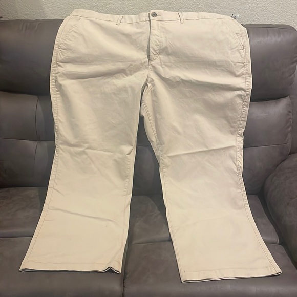 Khakis✅ - Picture 1 of 4